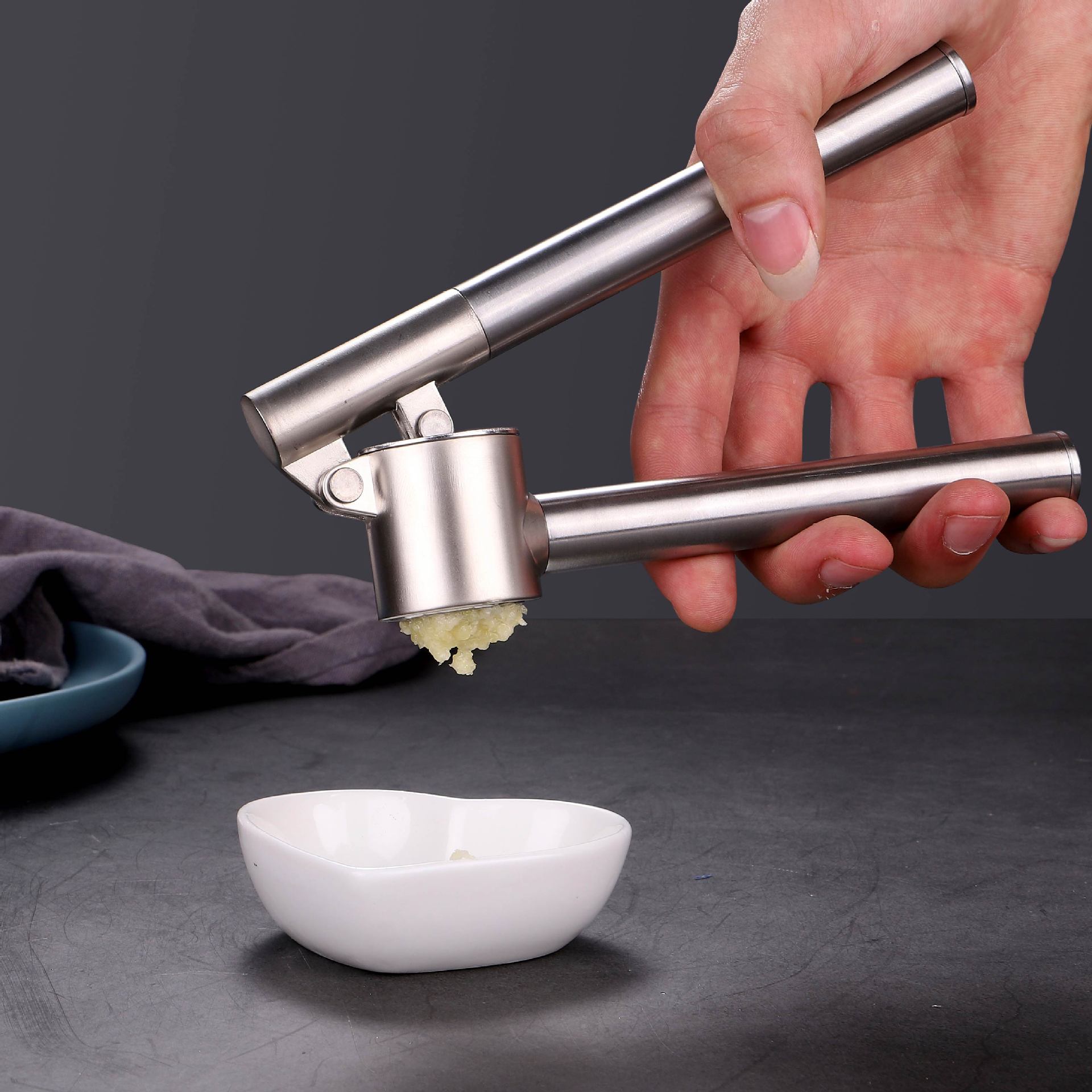Kitchen Gadgets Garlic - Knoblauchpresse aus Edelstahl, abnehmbar, erweiterte Ausführung